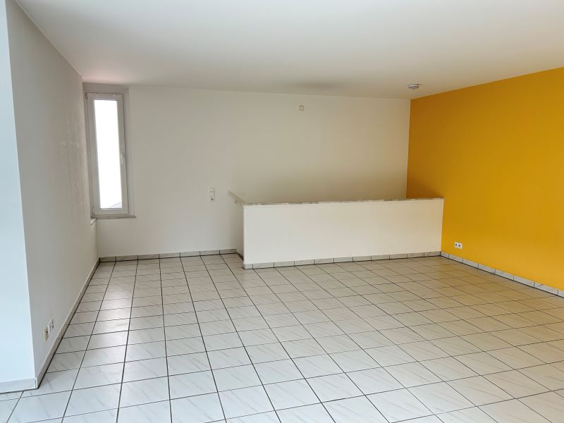 Wohnzimmer Blick zur Treppe