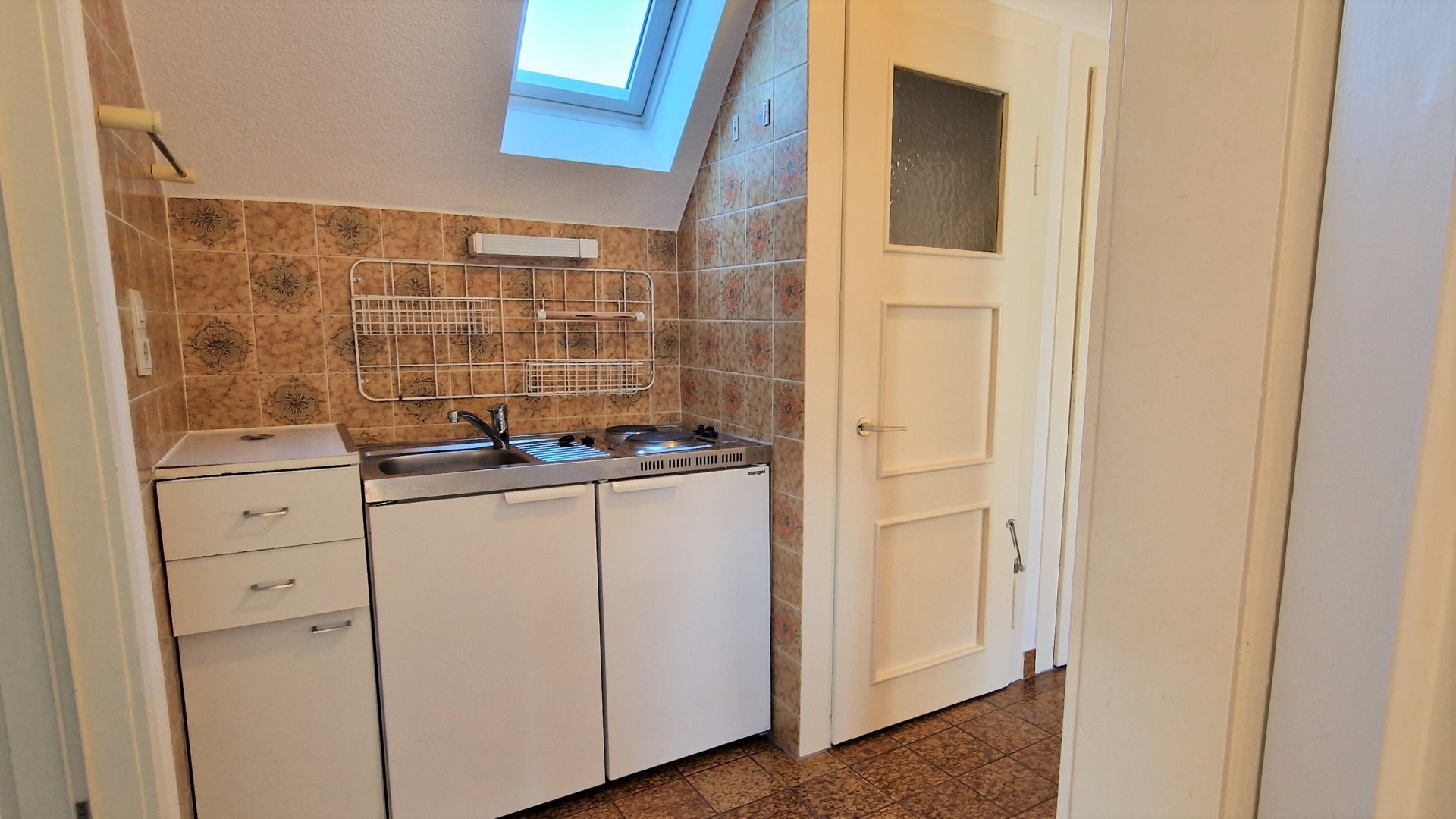 Gemütliche DG Wohnung in ruhiger Lage - Photo 3